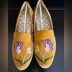 Birdies Yellow Velvet Flats - never worn
